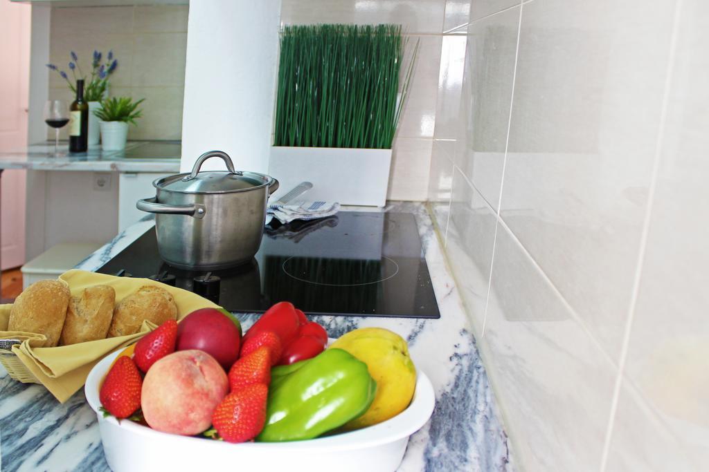 Blue Budget Apartments Bairro Alto Lisbon Bilik gambar