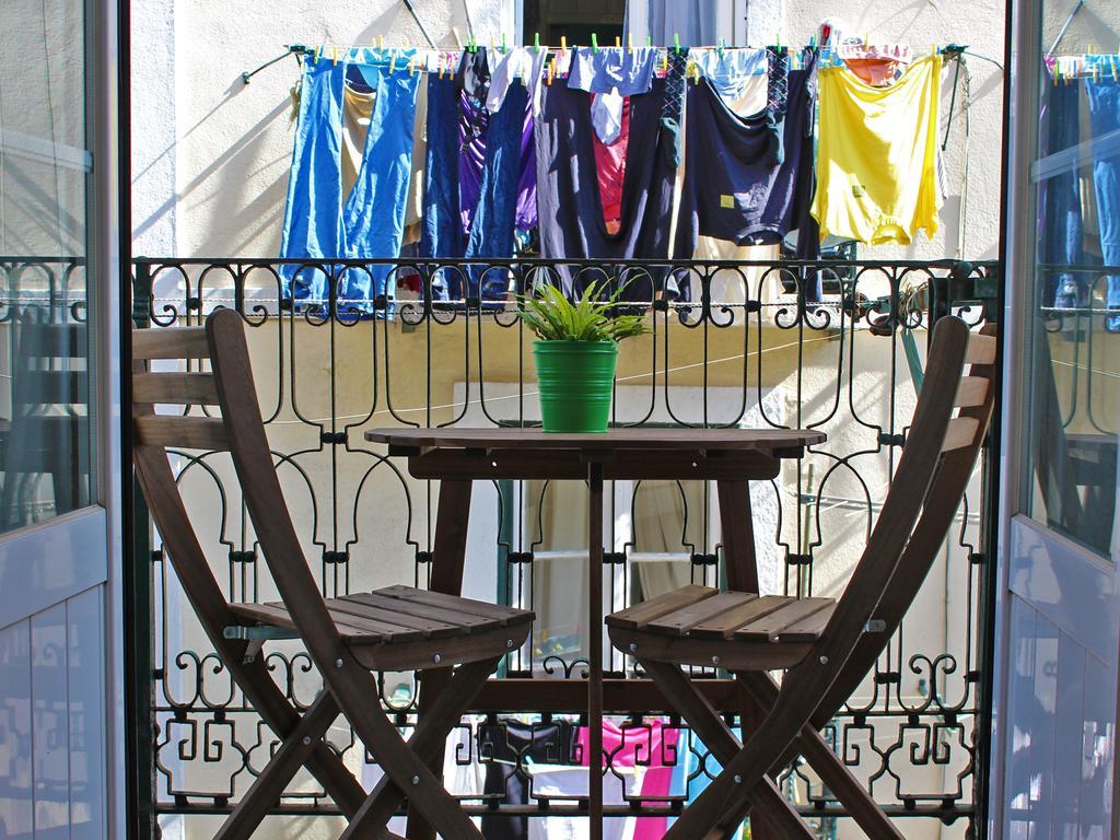 Blue Budget Apartments Bairro Alto Lisbon Bilik gambar