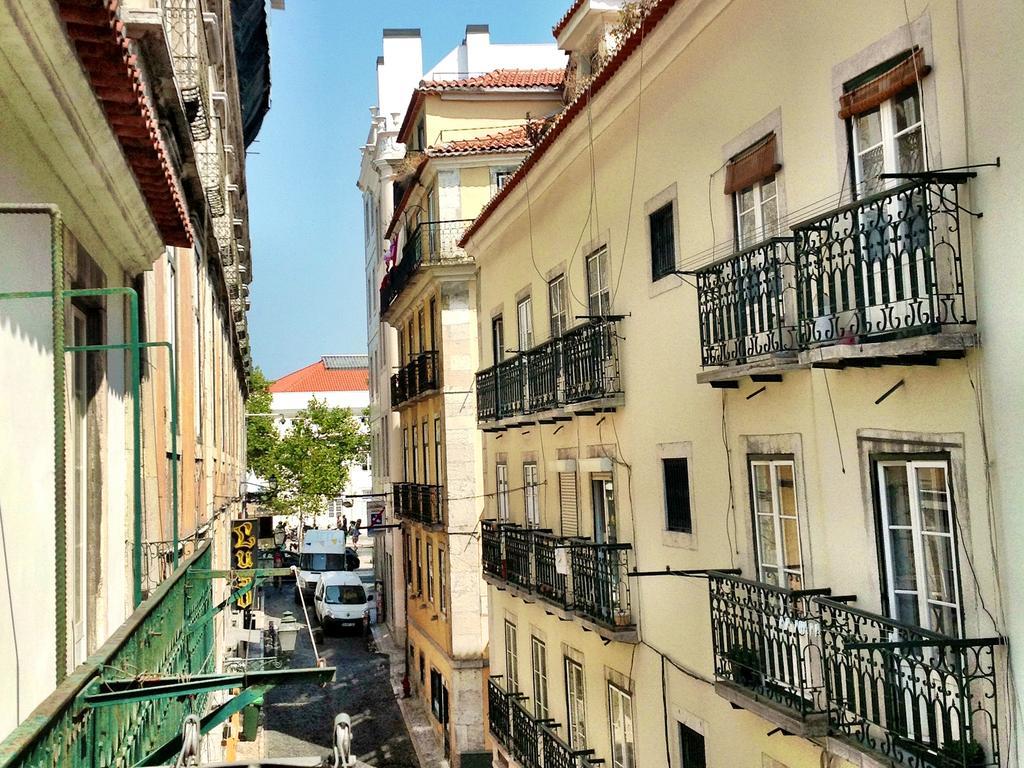 Blue Budget Apartments Bairro Alto Lisbon Luaran gambar